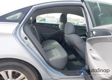 2013 Hyundai Sonata Gls z USA, uszkodzony, nr VIN 5NPEB4AC8DH669156